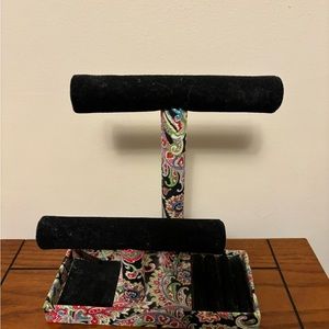 Jewelry holder, organizer